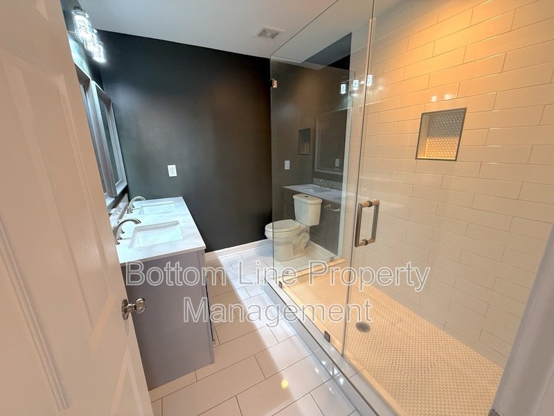 Charming 3 Bedroom 2 Bathroom SFH Located In Gastonia property image