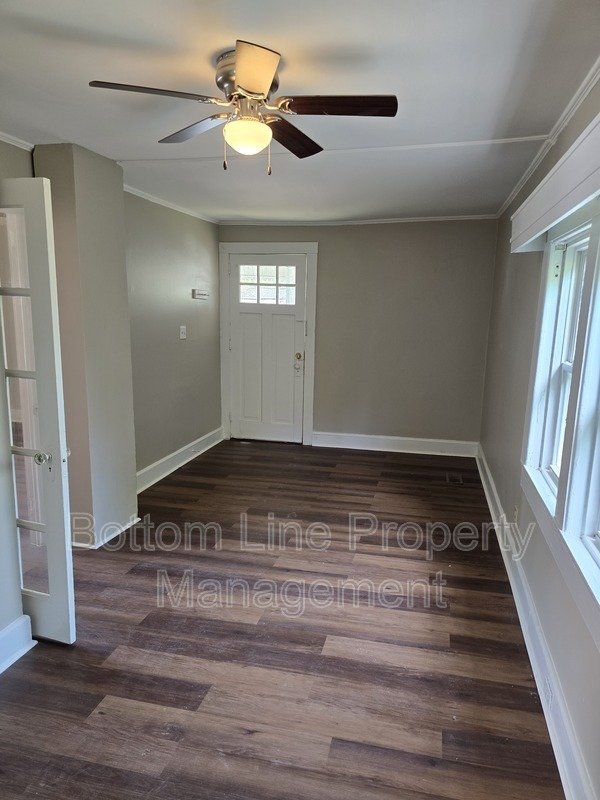 Charming 1-Bedroom Apartment in Concord – Private & Sun-Filled property image