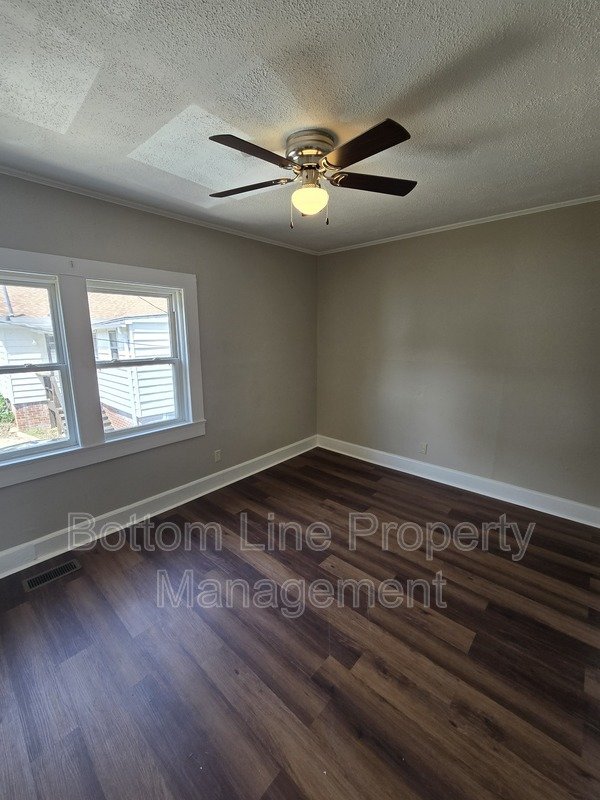 Charming 1-Bedroom Apartment in Concord – Private & Sun-Filled property image