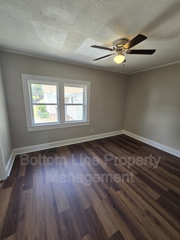 Charming 1-Bedroom Apartment in Concord – Private & Sun-Filled property image