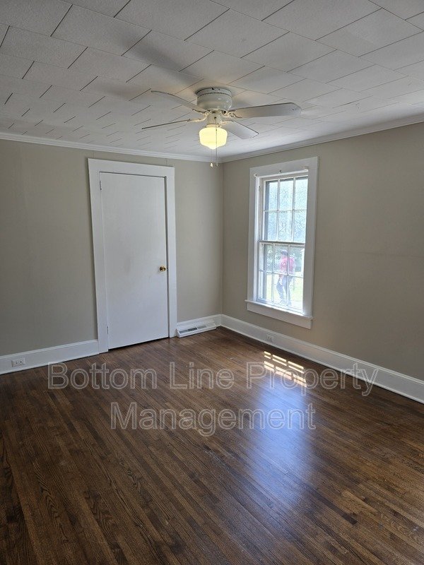 Spacious 4-Bedroom Home in Prime Concord Location – 1,900+ Sq Ft property image
