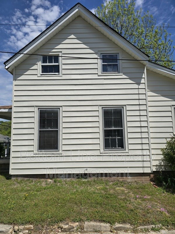 Spacious 4-Bedroom Home in Prime Concord Location – 1,900+ Sq Ft property image