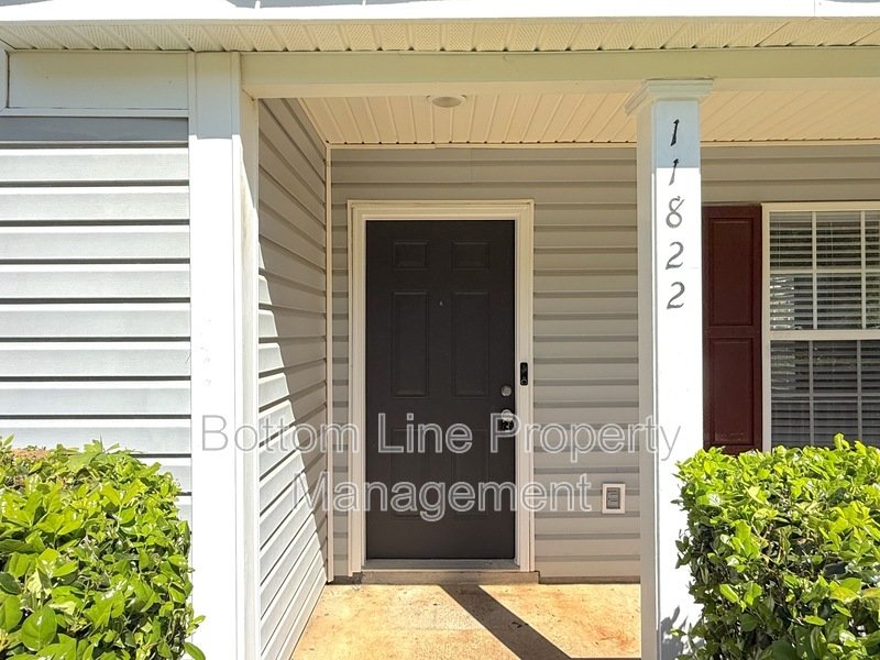 !!! Cozy 3 Bedroom 2 Bathroom SFH For Rent !!! property image