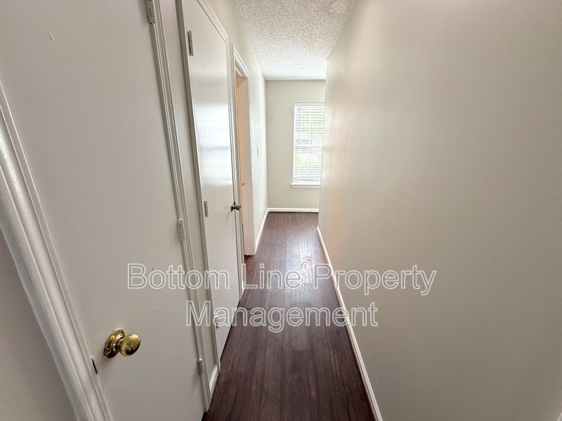!!! Cozy 3 Bedroom 2 Bathroom SFH For Rent !!! property image