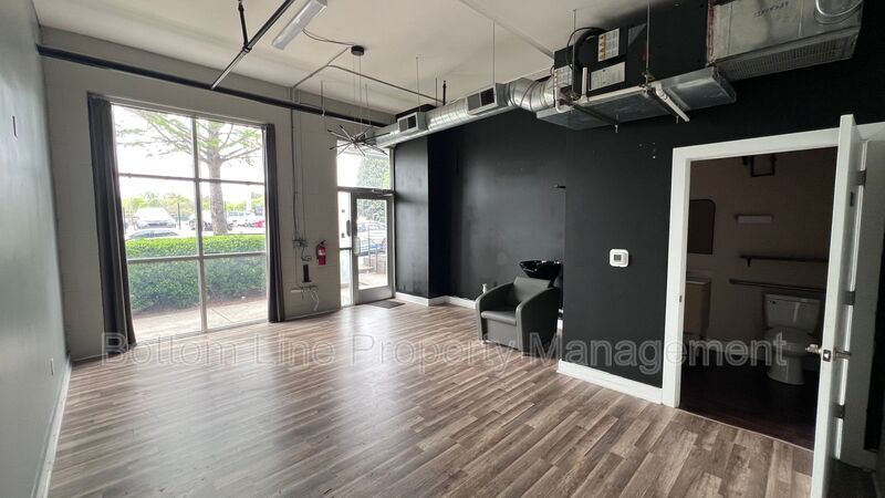 Commercial - Flex Unit property image