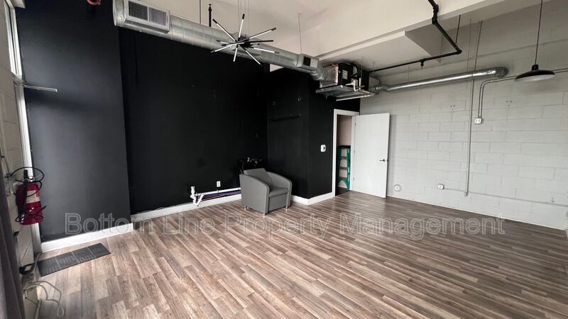 Commercial - Flex Unit property image