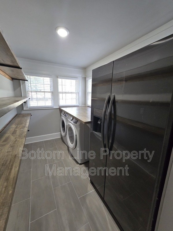 Modern Renovated Gem with Dual Decks in Charlotte property image