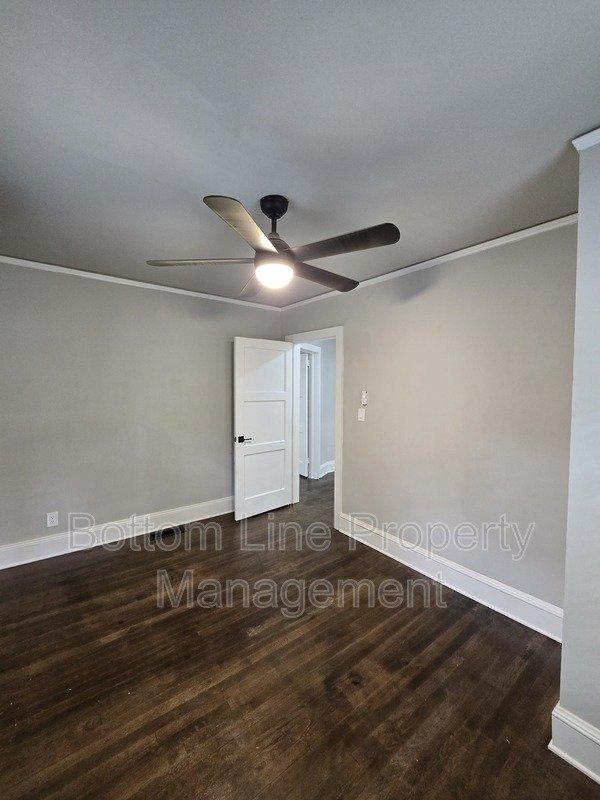 Modern Renovated Gem with Dual Decks in Charlotte property image