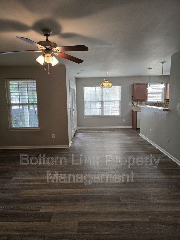 Spacious 3BR Home with Bonus Room & 2-Car Garage – Prime Charlotte Location property image