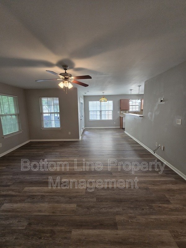 Spacious 3BR Home with Bonus Room & 2-Car Garage – Prime Charlotte Location property image