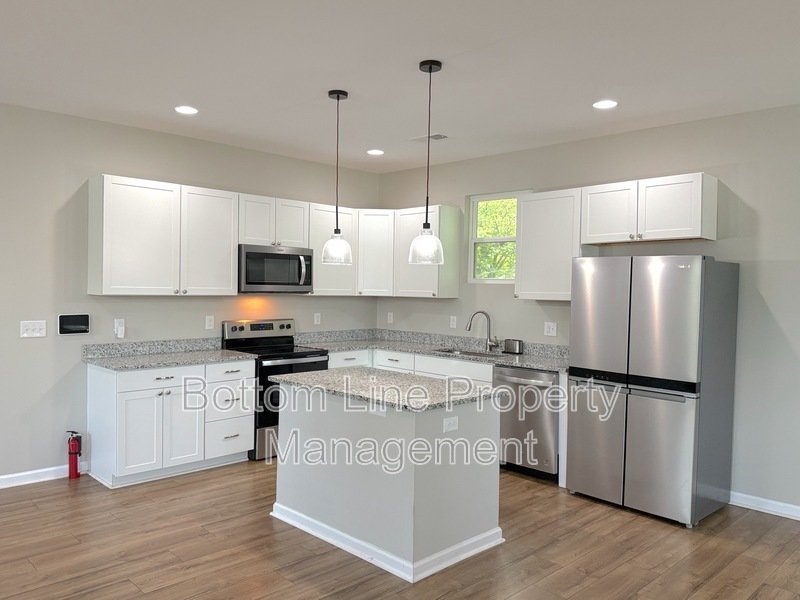 Stunning 3 Bedroom 2 Bathroom Home For Rent In Concord property image