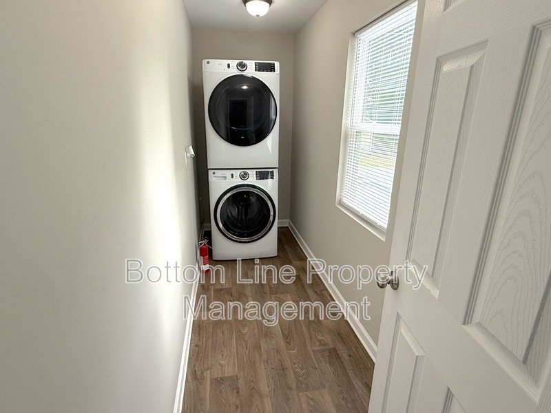 Stunning 3 Bedroom 2 Bathroom Home For Rent In Concord property image