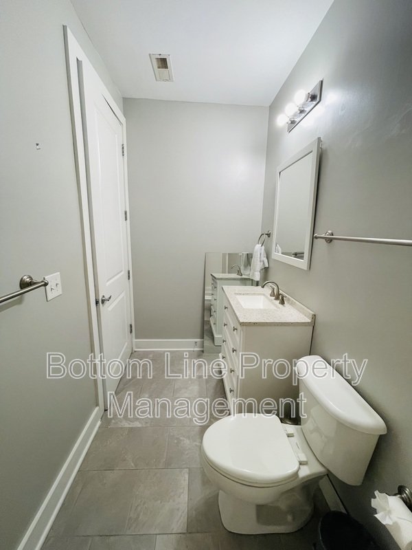 2 Bedroom 2 Bathroom Uptown Unit For Rent property image