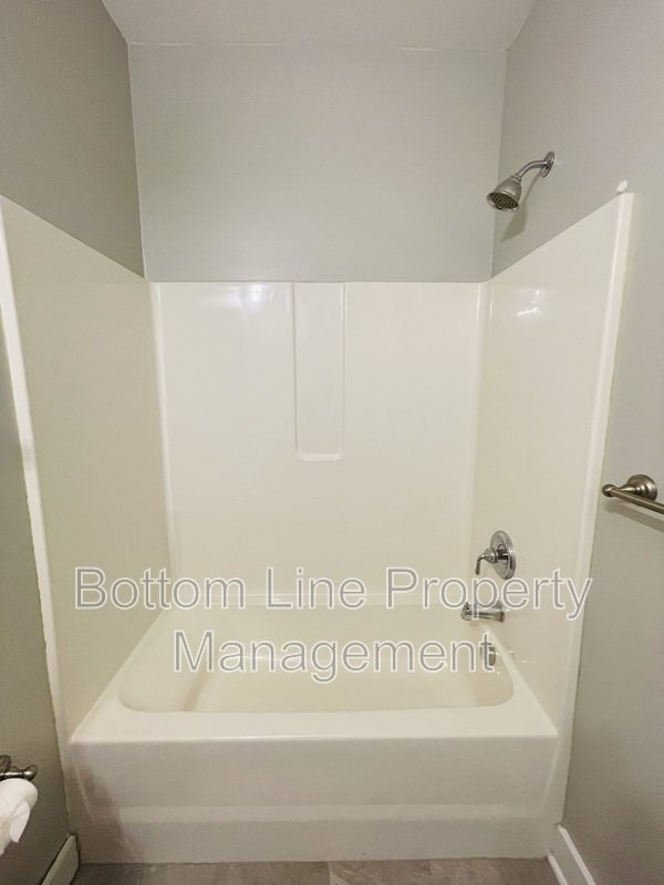 2 Bedroom 2 Bathroom Uptown Unit For Rent property image