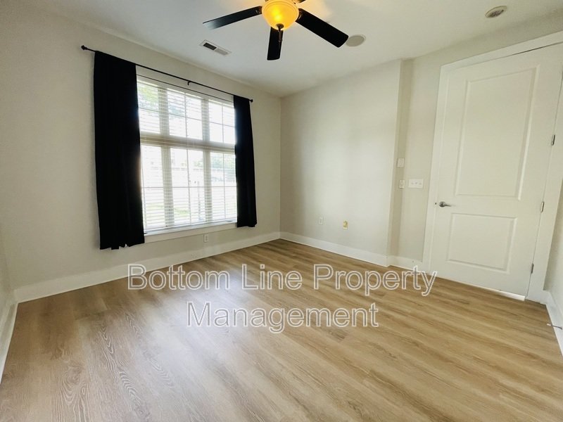 2 Bedroom 2 Bathroom Uptown Unit For Rent property image