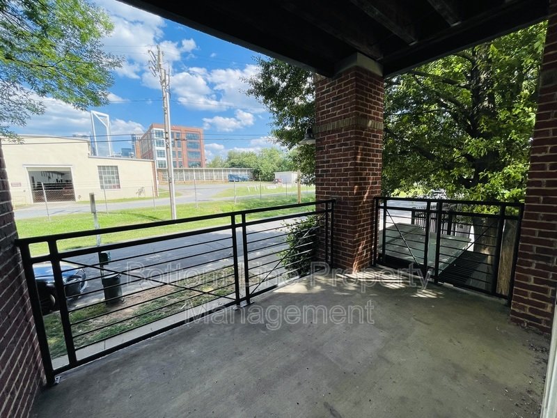 2 Bedroom 2 Bathroom Uptown Unit For Rent property image