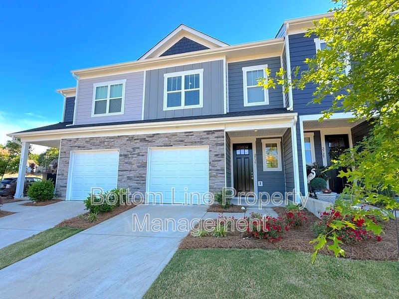 A Modern Home at a Great Value! property image