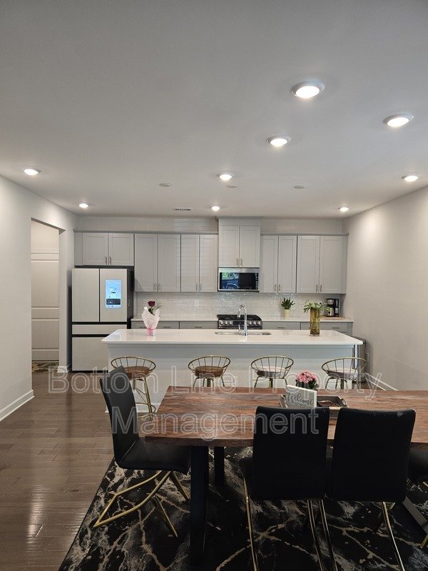 🏡 Spacious & Stylish 4BR Home in Mint Hill with Open Floor Plan & Luxury Primary Suite property image
