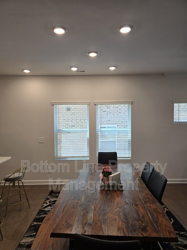 🏡 Spacious & Stylish 4BR Home in Mint Hill with Open Floor Plan & Luxury Primary Suite property image
