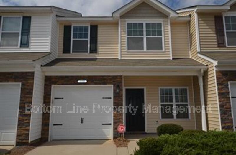 Charming 3 Bedroom Home in Charlotte – Convenient Location & Comfortable Living property image