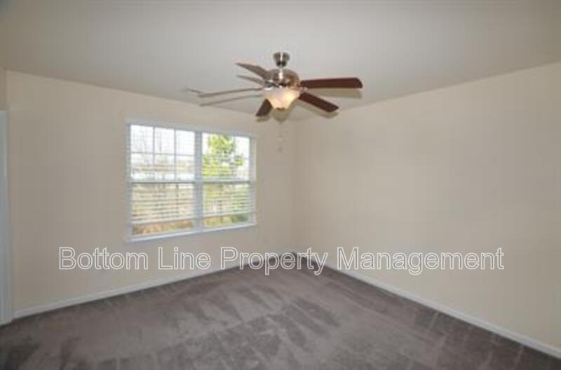 Charming 3 Bedroom Home in Charlotte – Convenient Location & Comfortable Living property image