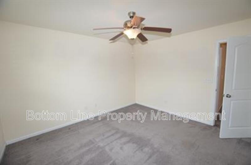 Charming 3 Bedroom Home in Charlotte – Convenient Location & Comfortable Living property image