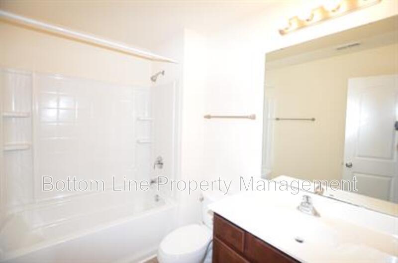 Charming 3 Bedroom Home in Charlotte – Convenient Location & Comfortable Living property image