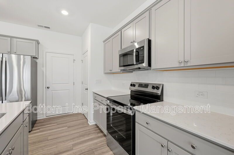 ✨ Spacious 3BR/2.5BA Home w/ Garage in Growing Lillington Community! ✨ property image
