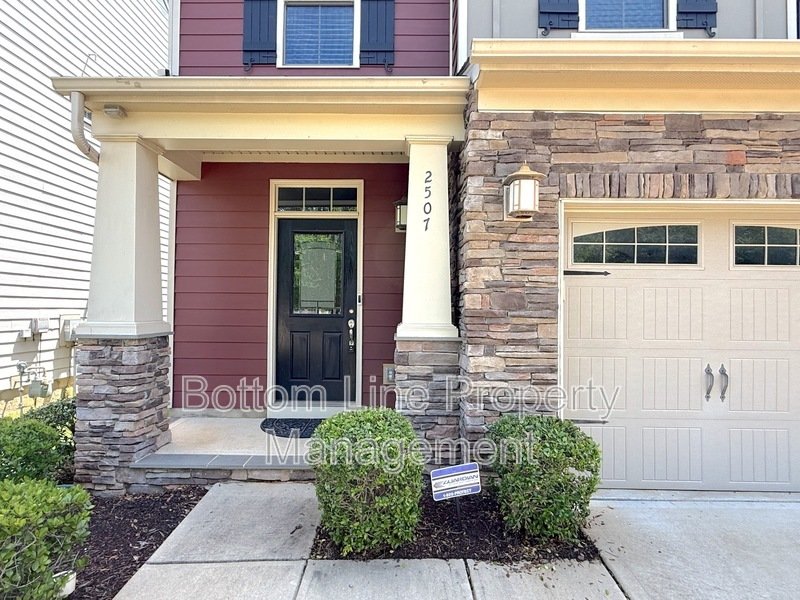Stunning 4 Bedroom 2.5 Bathroom House For Rent property image