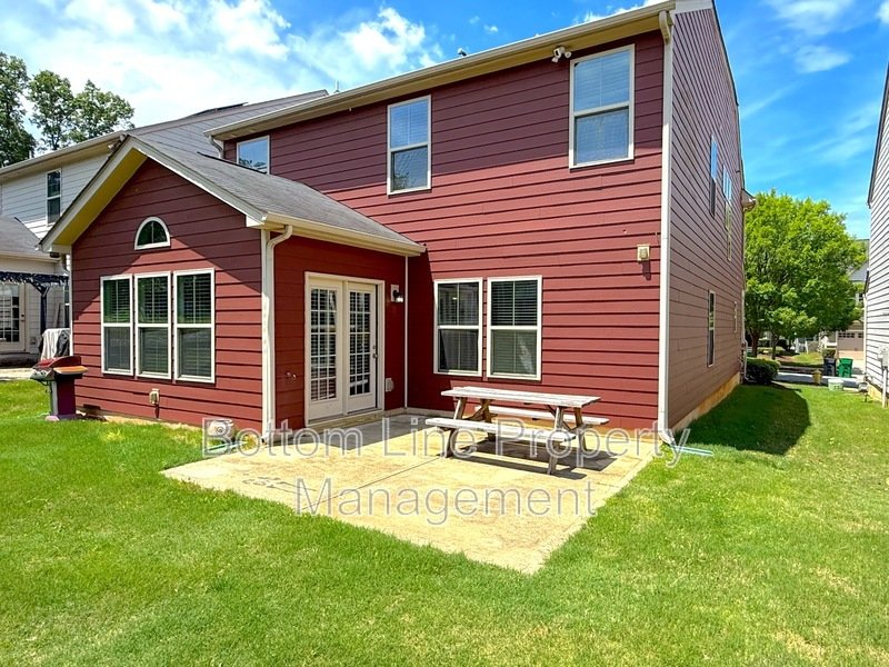 Stunning 4 Bedroom 2.5 Bathroom House For Rent property image