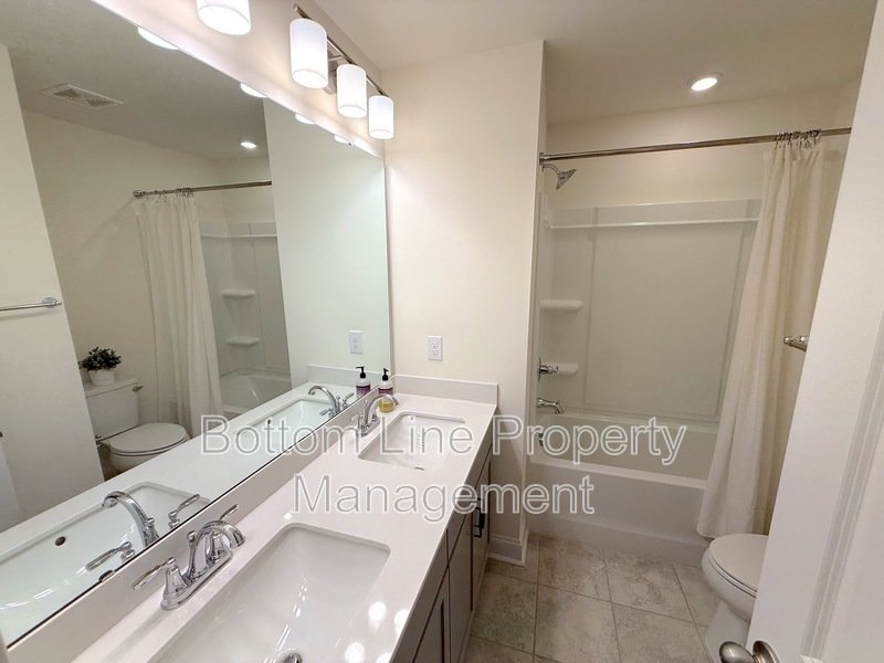 Bright property image