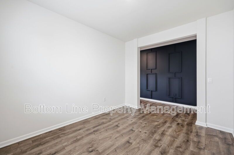 Spacious 4-Bedroom Home with Loft, 2-Car Garage & Modern Finishes property image