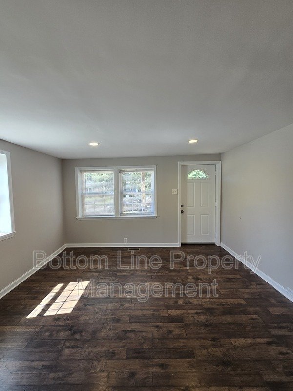 Renovated 2-Bedroom Home with Large Fenced Yard in Charlotte property image