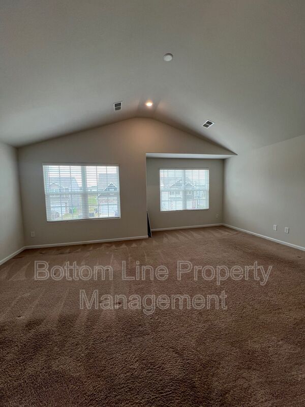 Beautiful 3BR/2.5BA Home in Zebulon with 2-Car Garage & Granite Counters property image