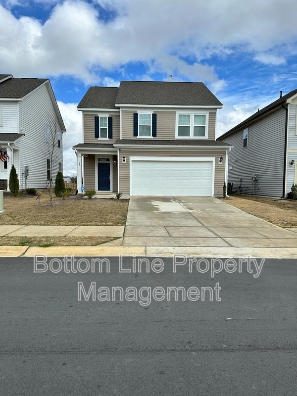 Spacious 3BR/3BA Angier Home with 2-Car Garage & 1,890 Sq Ft property image