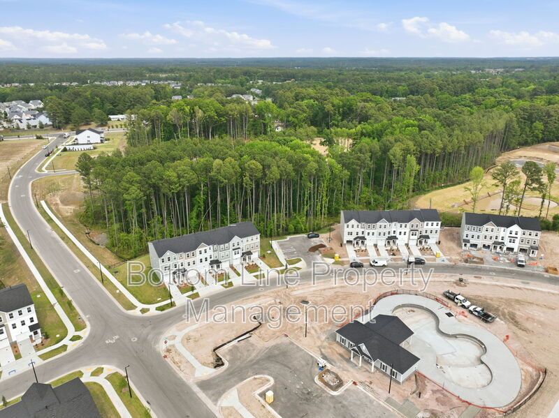 Beautiful 3BR/3BA Townhome with 1,858 Sq Ft – Near RTP, RDU & Brier Creek! property image