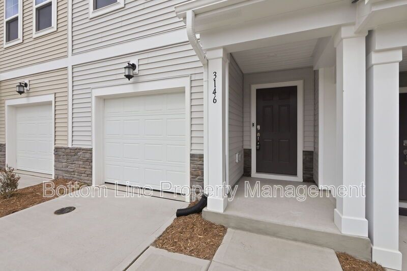 Beautiful 3BR/3BA Townhome with 1,858 Sq Ft – Near RTP, RDU & Brier Creek! property image