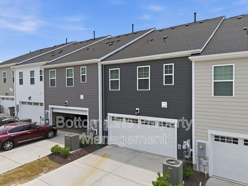 Spacious 3BR/2.5BA Home with 1,950 Sq Ft in Wake Forest – Prime Location Near Shopping & Dining! property image