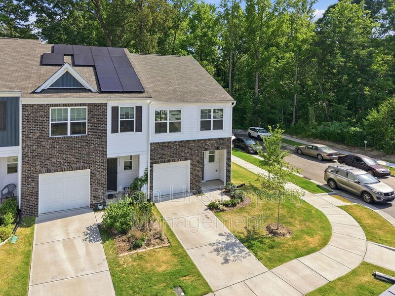 Light-Filled 3BR/3BA Home in Durham | Close to Duke & RTP property image