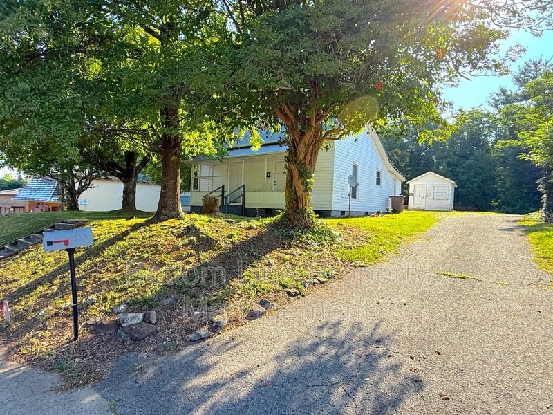 Charming property image