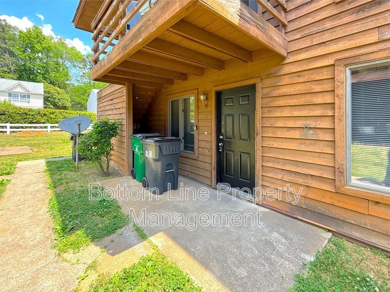 Cozy Unit Minutes From The Airport property image