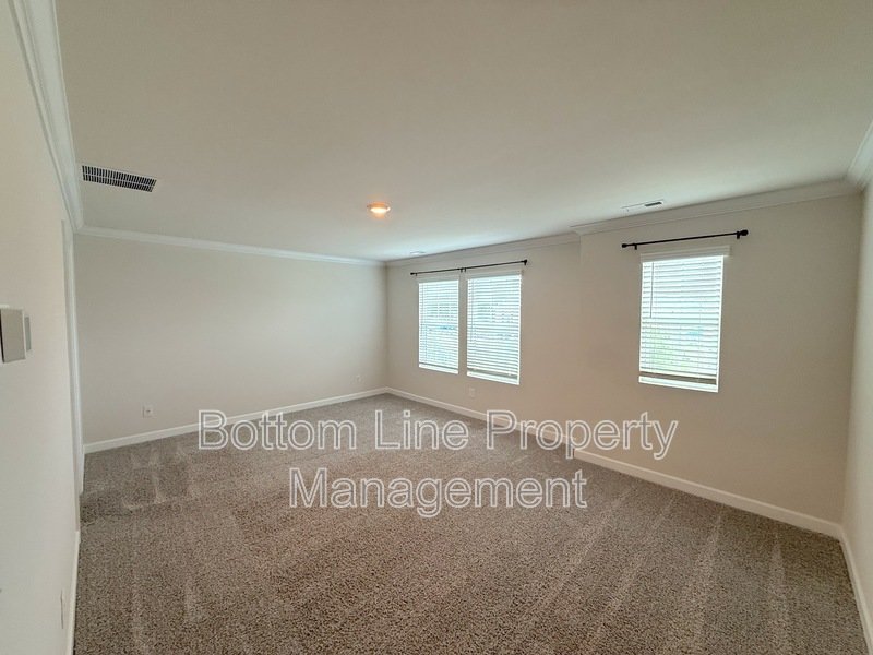 Newly Built Modern Home property image