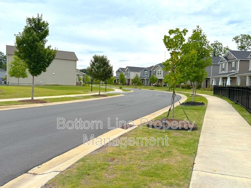 Newly Built Modern Home property image