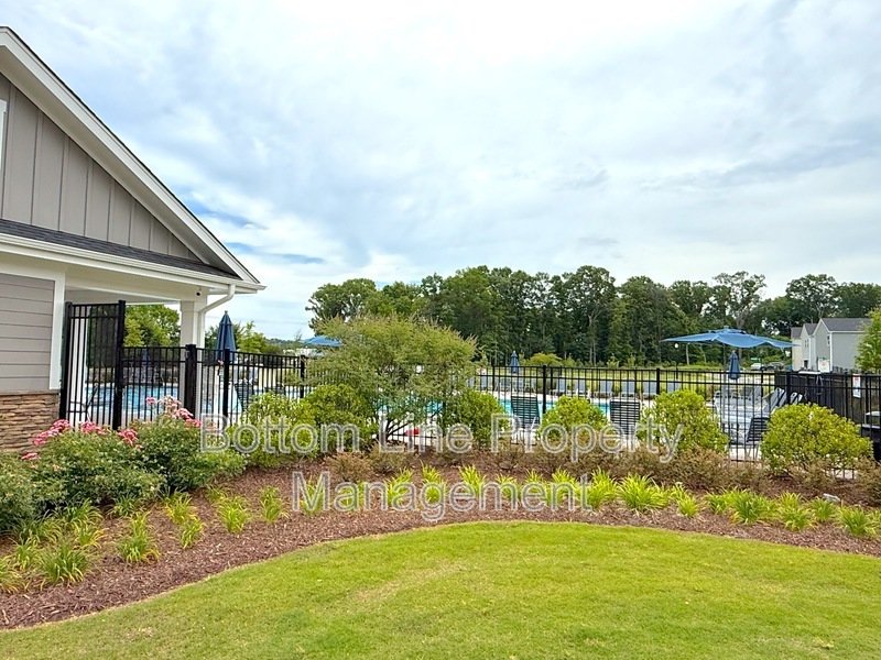 Newly Built Modern Home property image