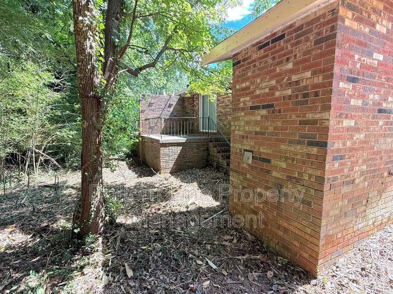 Affordable 2BR/1BA Duplex for Rent property image
