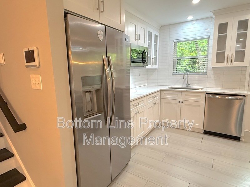 Charming 3 Bed 3 Bath Home For Rent property image