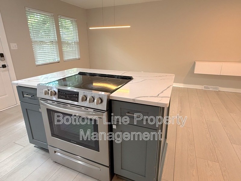 Charming 3 Bed 3 Bath Home For Rent property image