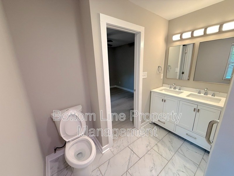 Charming 3 Bed 3 Bath Home For Rent property image