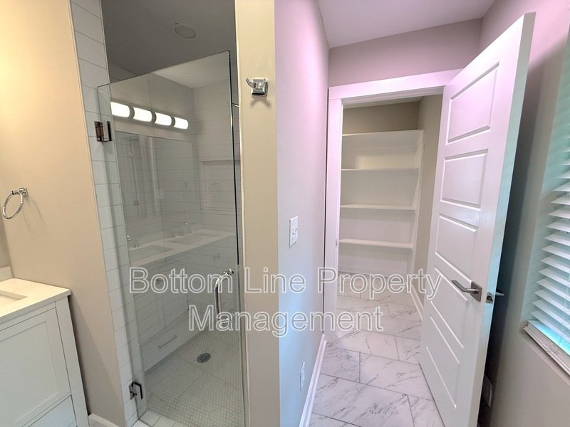Charming 3 Bed 3 Bath Home For Rent property image