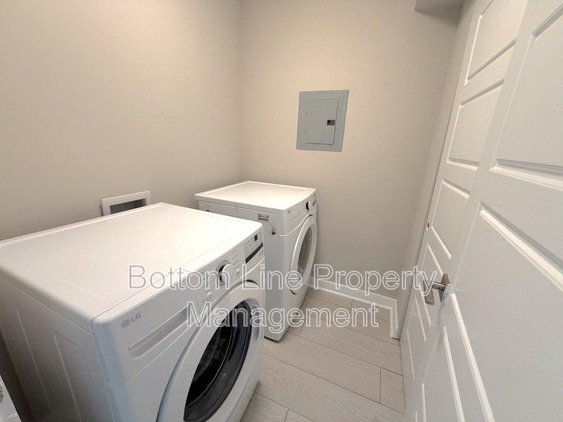 Charming 3 Bed 3 Bath Home For Rent property image